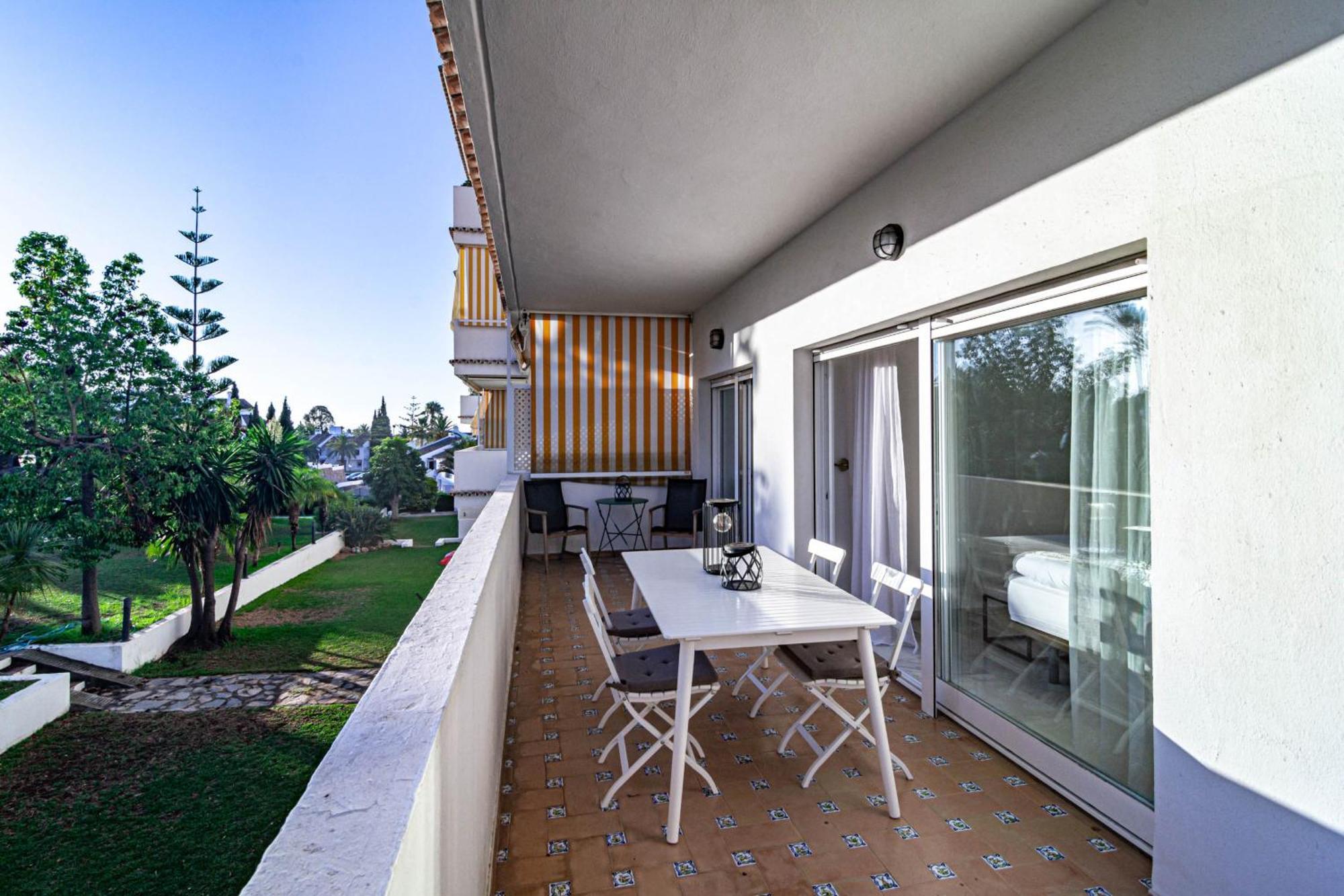 Apartamento Rg312 - Royal Garden By Roomservices Marbella